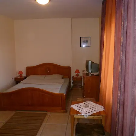 Hotel Yaneva